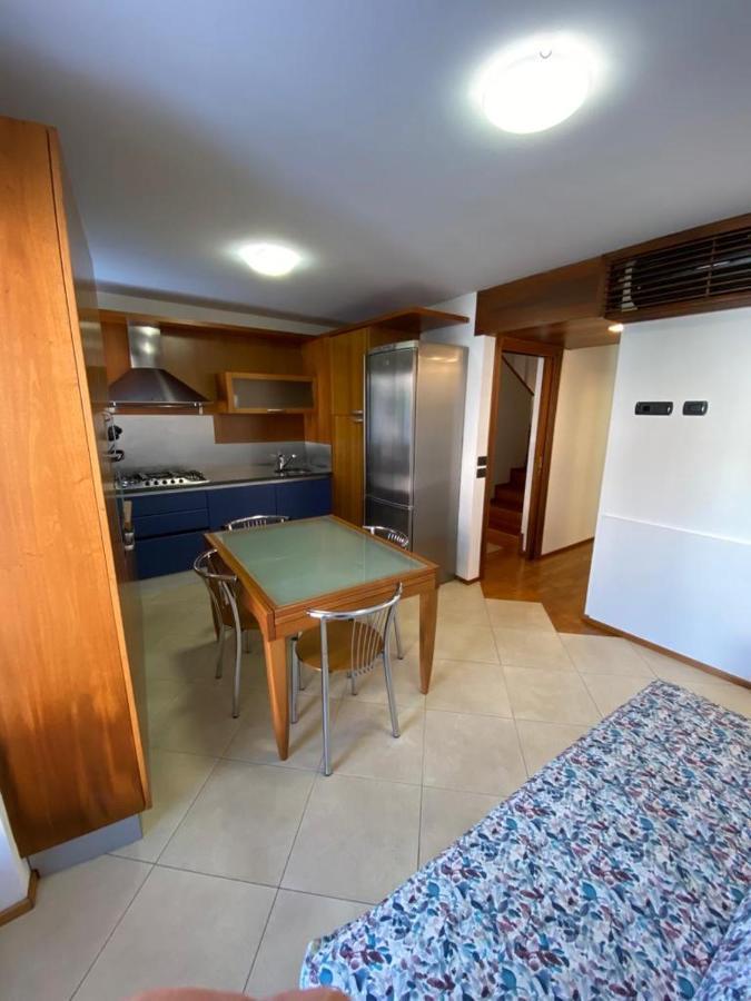 Suite Mavino Appartamenti Сирмионе Экстерьер фото